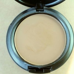 Mac powder